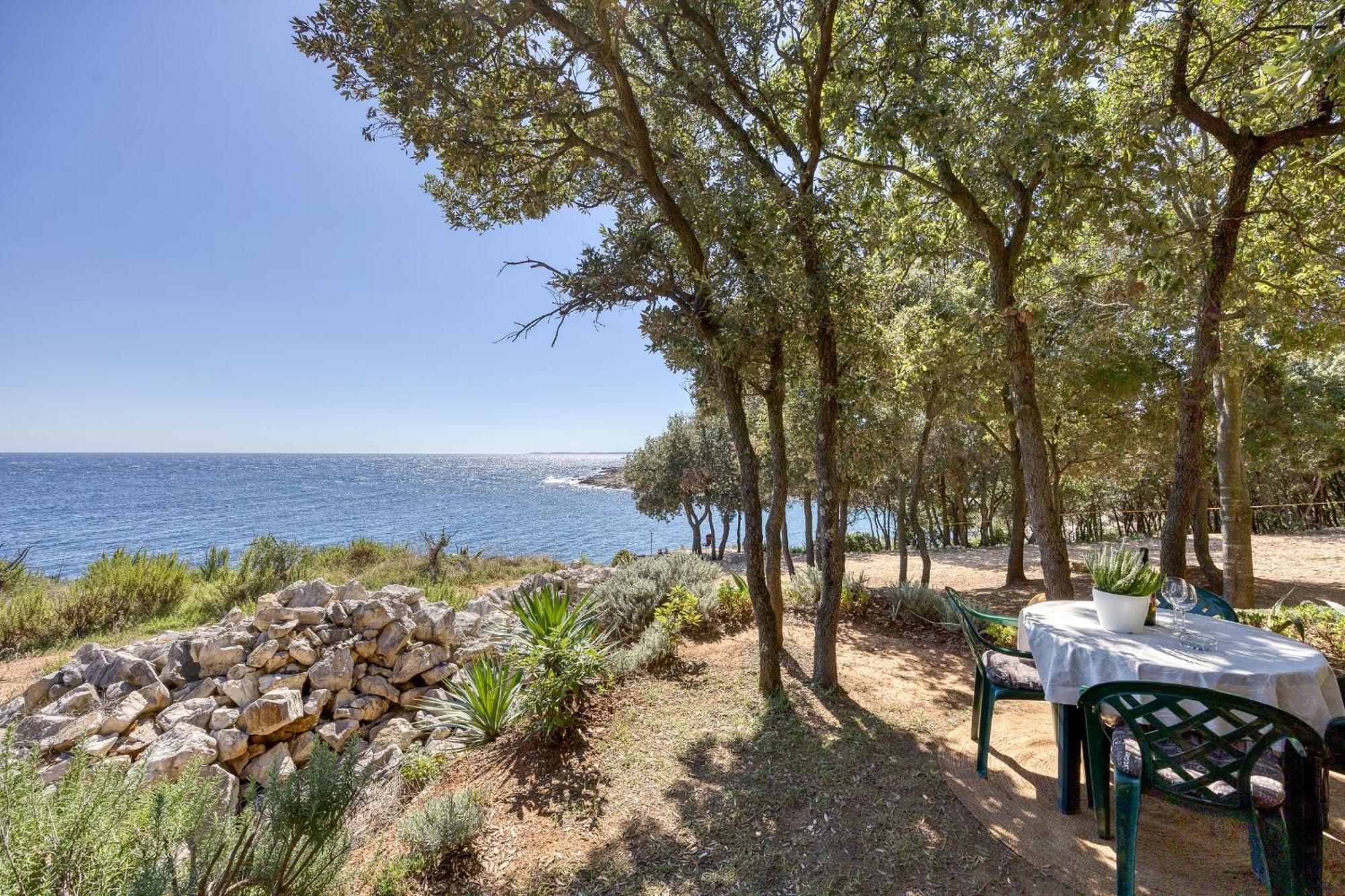 Cottage On The Kavran Beach Esterno foto